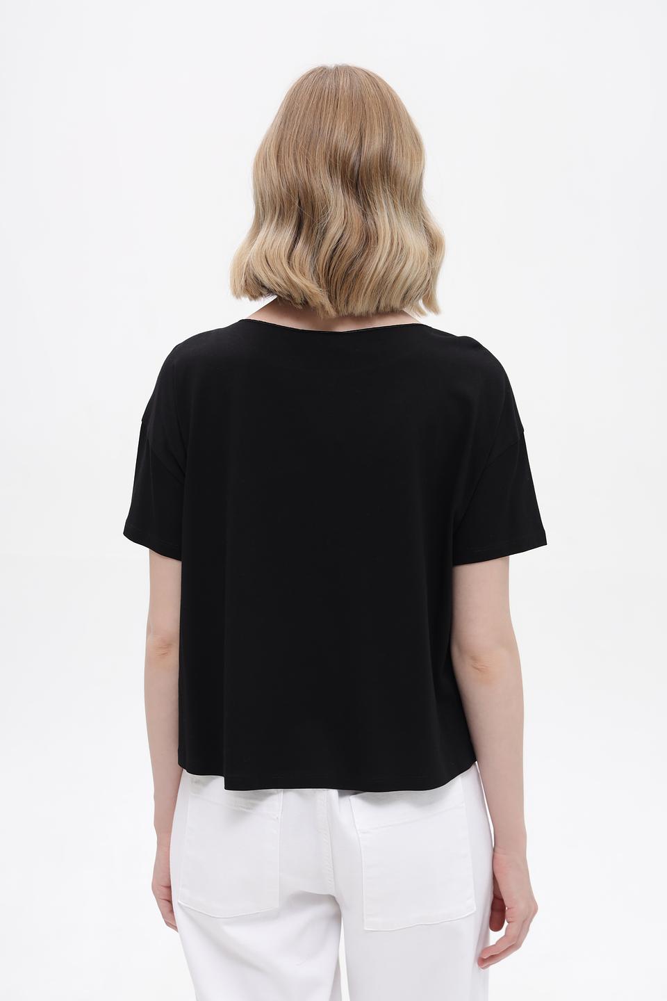 Футболка Monari с пайетками чёрная