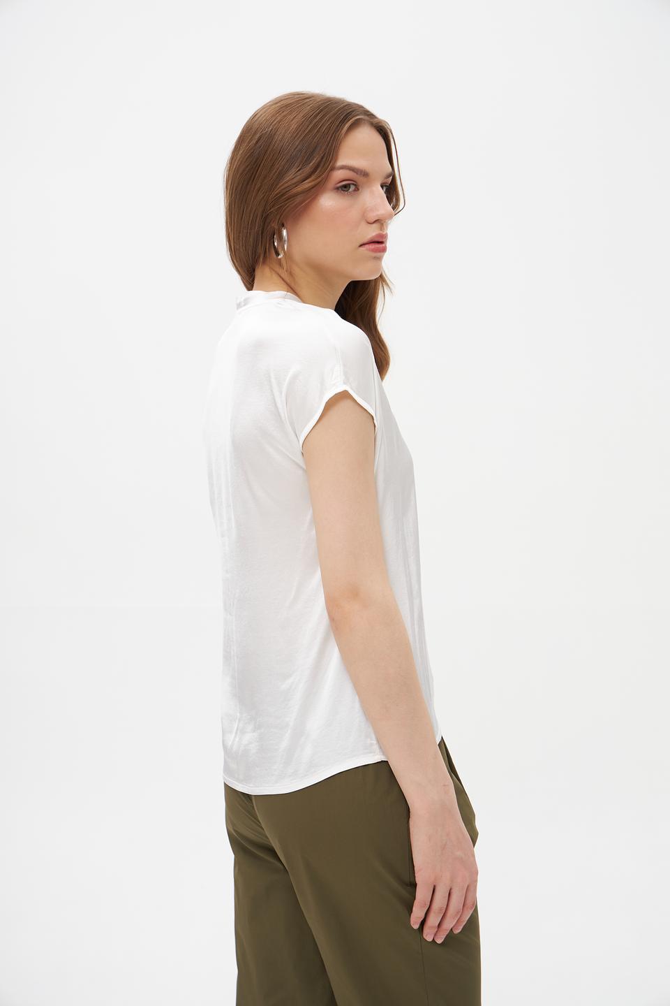 Футболка Croche женская белая