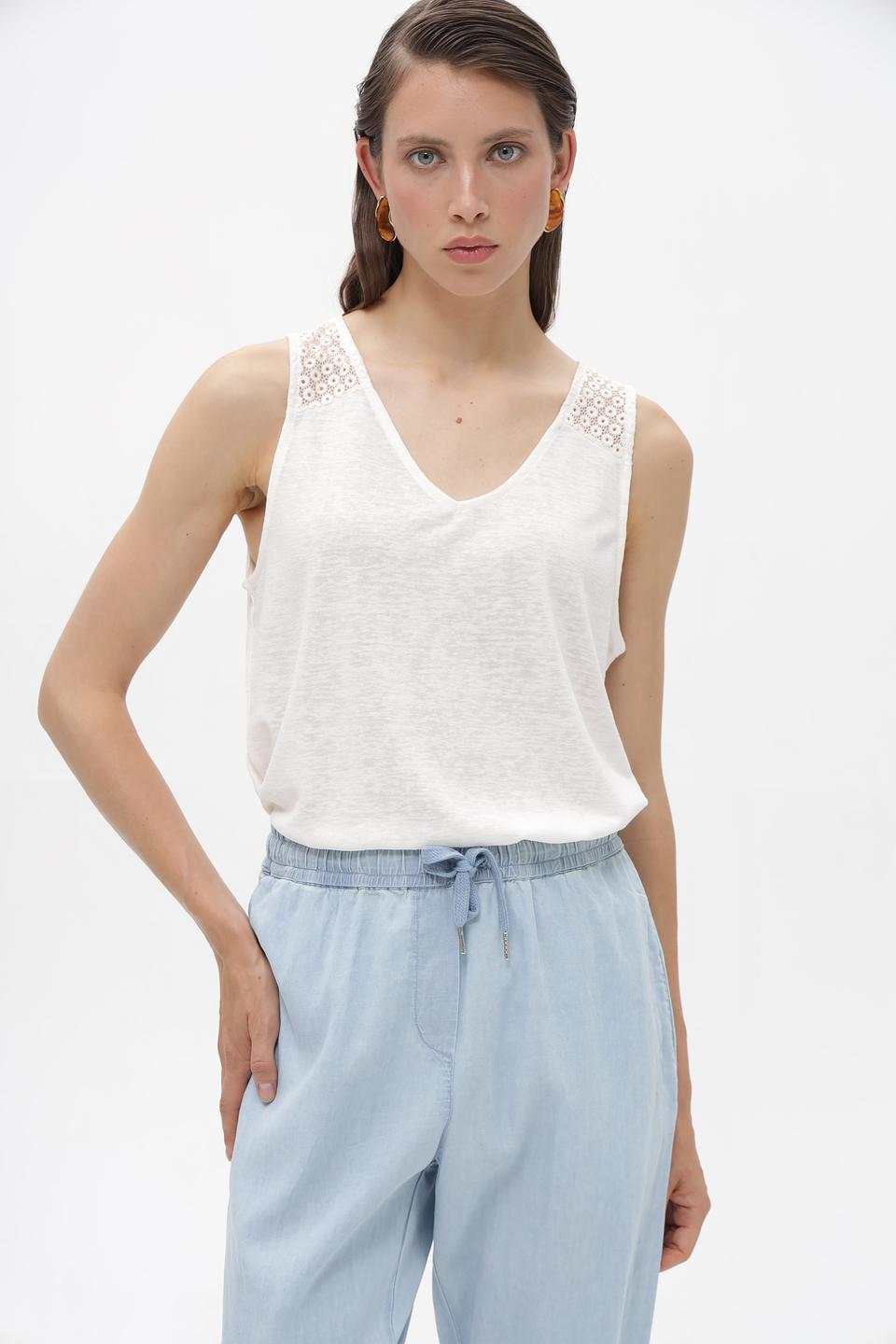 Топ Broadway с кружевом молочный