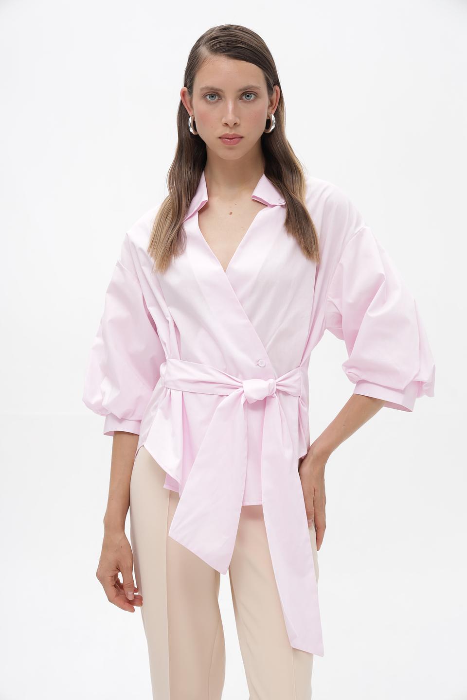 Блуза Rich and Royal с поясом