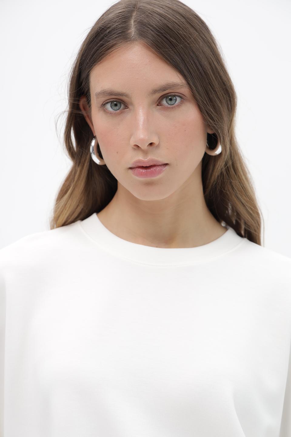 Пуловер Rich and Royal белый