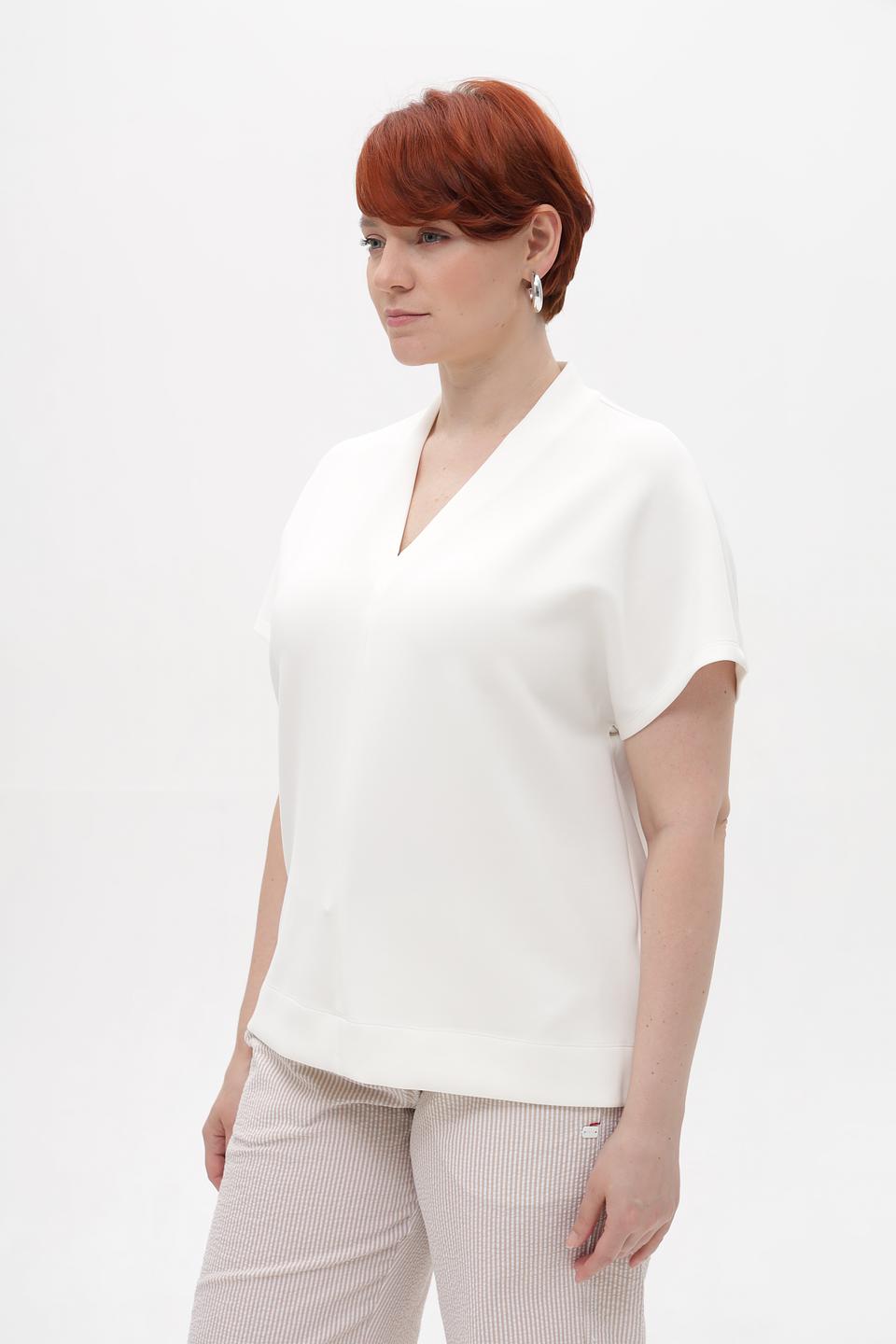 Блуза Gerry Weber белая с V-образным вырезом