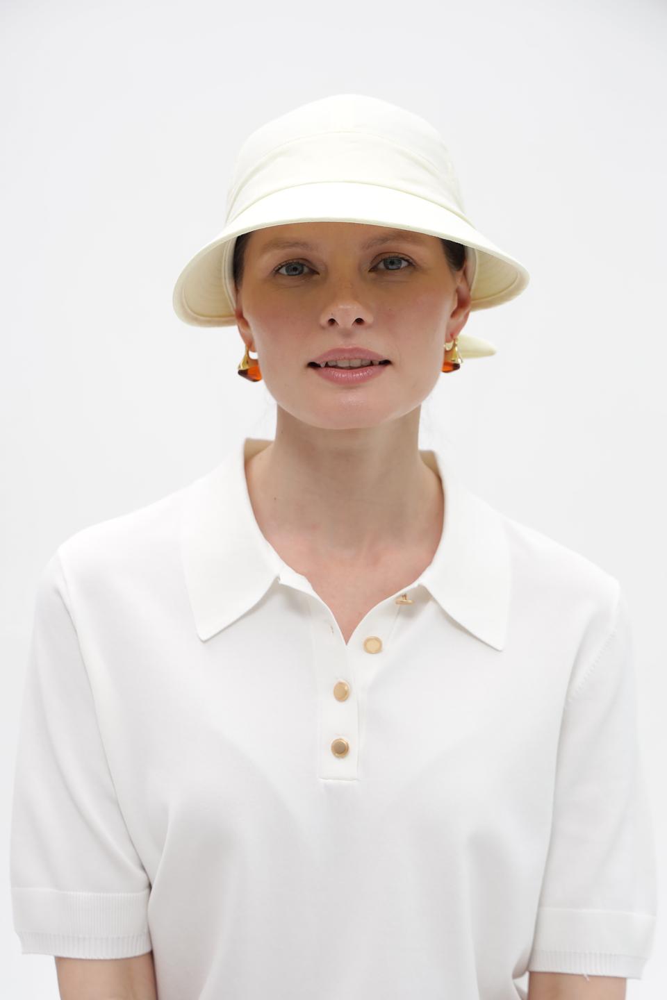 Кепка Seeberger с завязками светло-жёлтая