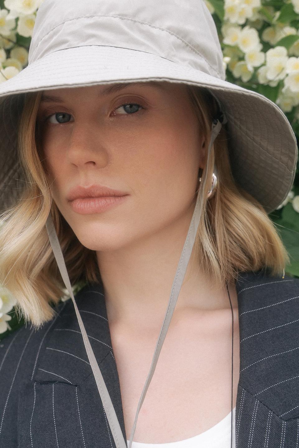 Шляпа Loevenich серая