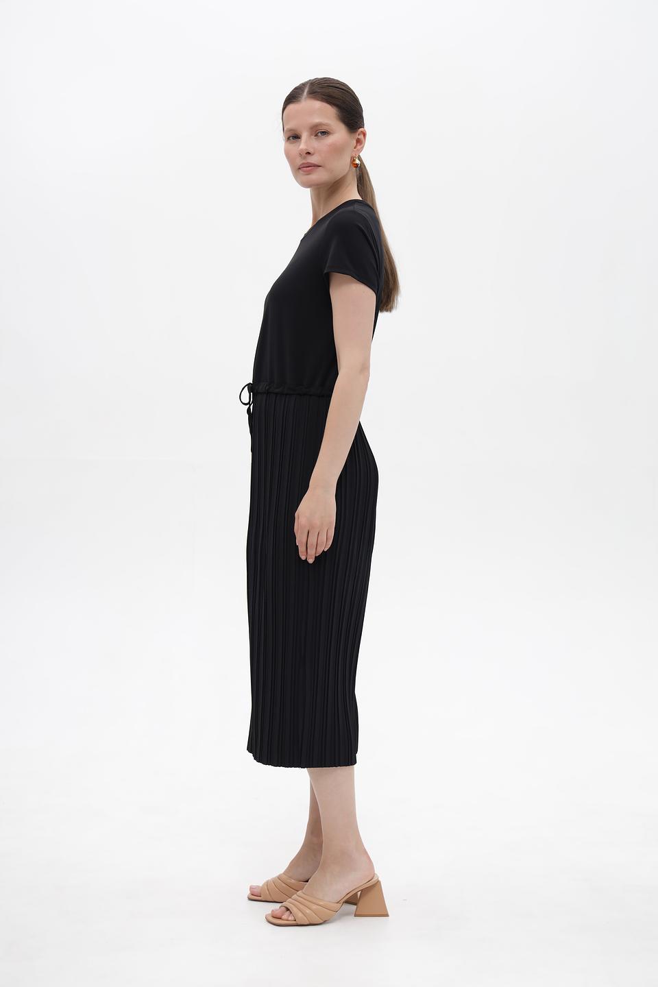 Платье Gerry Weber плиссе чёрное