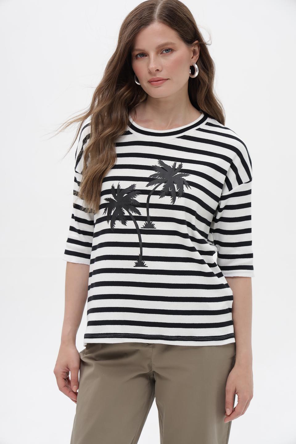 Футболка Broadway в полоску с пальмами