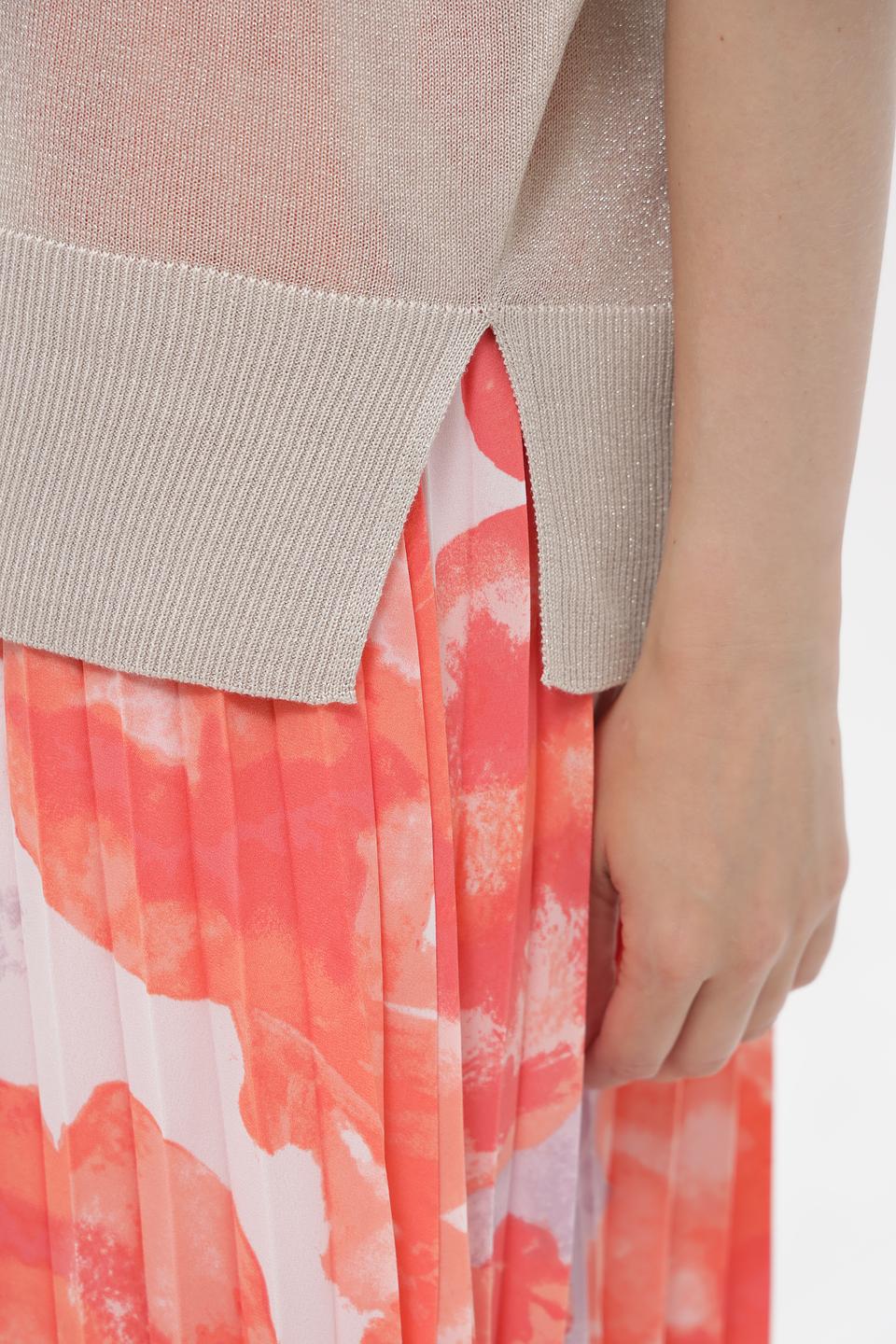 Пуловер Taifun бежевый с V-образным вырезом