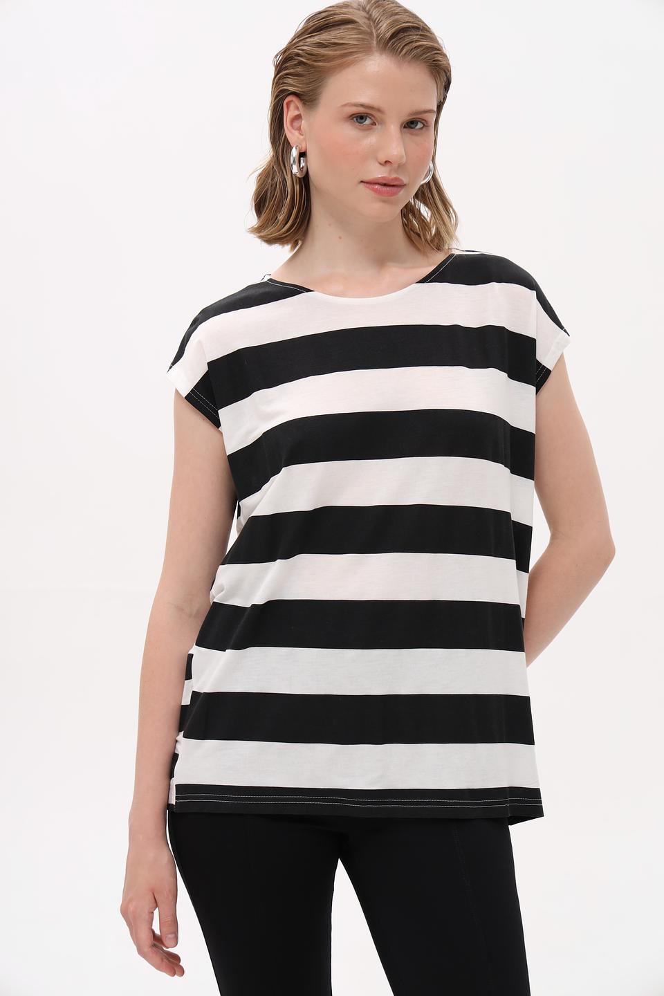 Топ Broadway в полоску