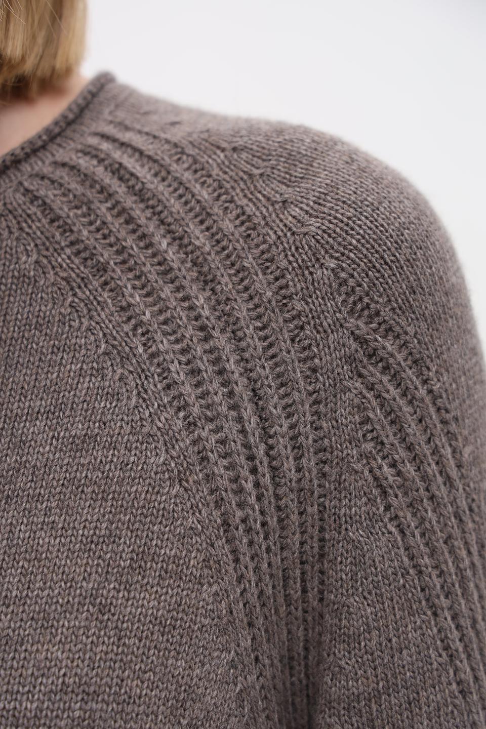 Пуловер Pezzo женский серо-коричневый