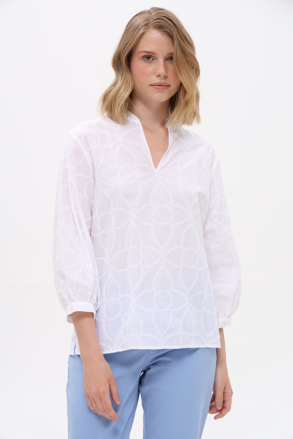 Блуза Bianca с вышивкой