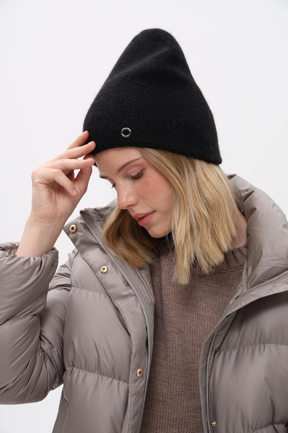 Шапка Marhatter чёрная с логотипом