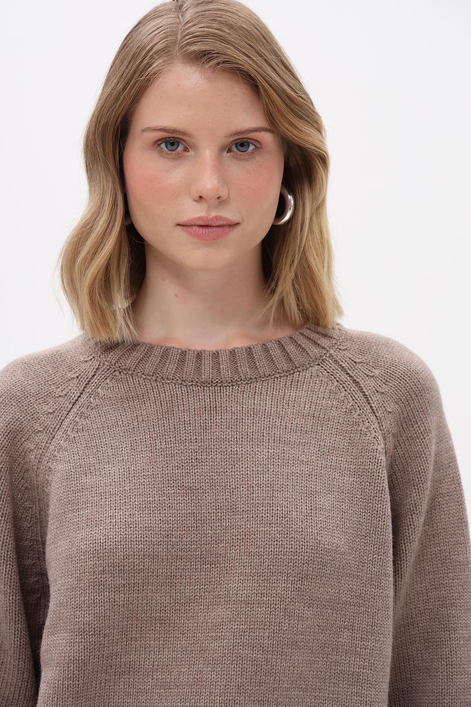 Джемпер Marhatter с разрезами