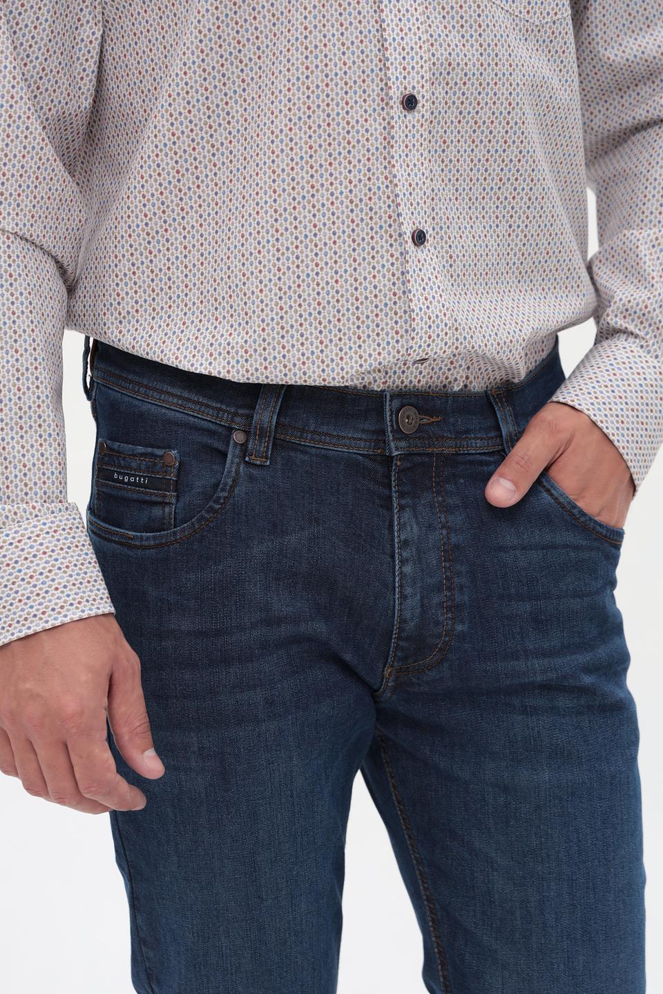 Джинсы Bugatti классического кроя