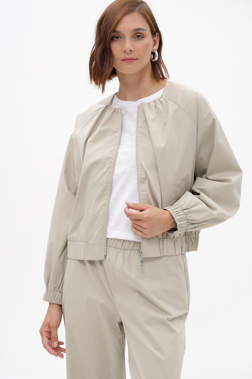 Жакет Monari бежевый с рукавами-фонариками