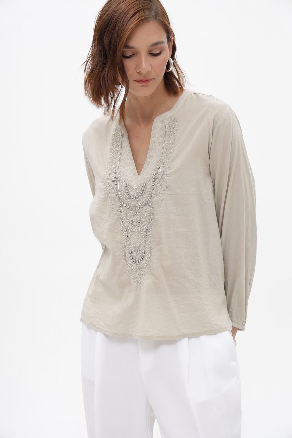 Блузка Monari с вышивкой