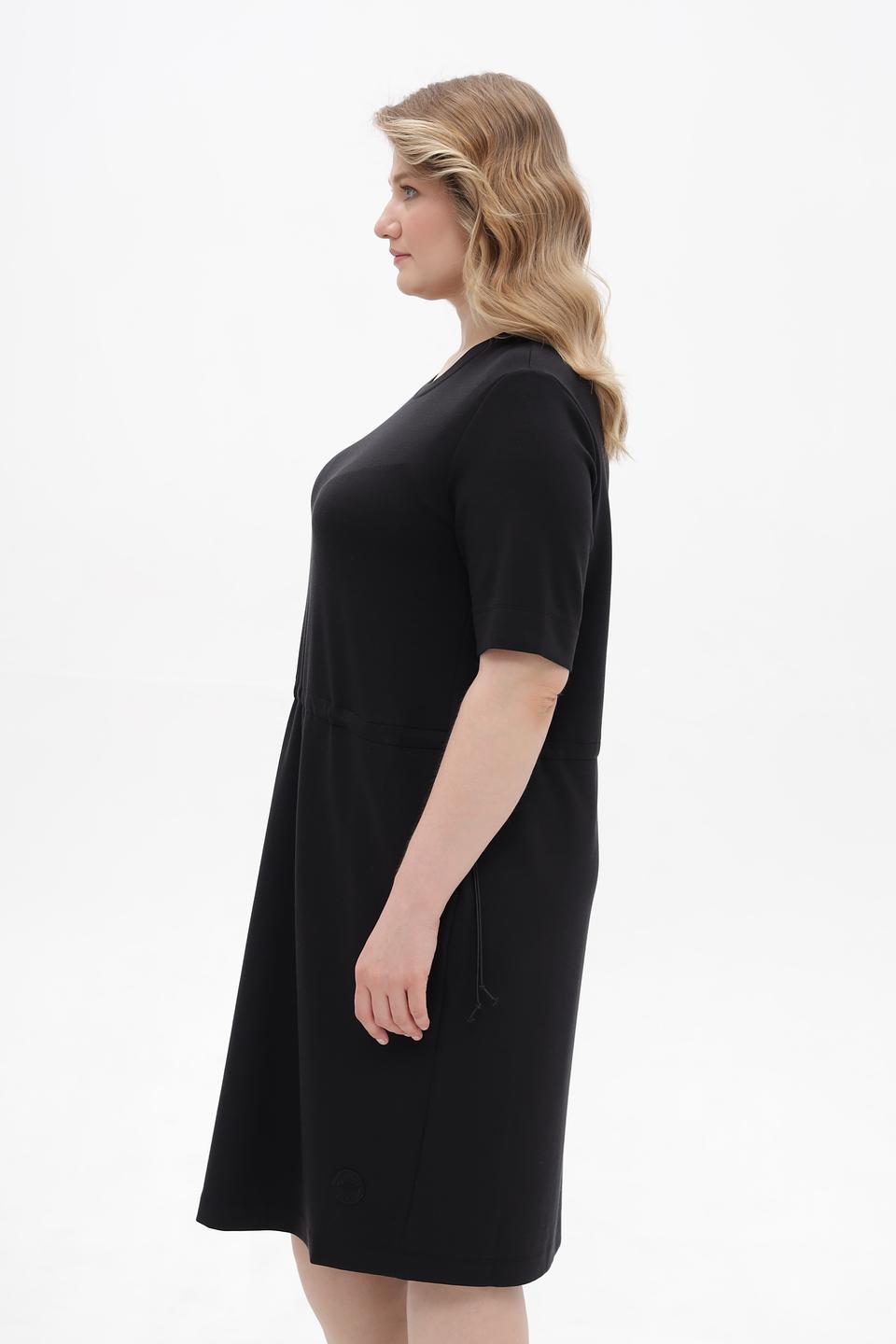 Платье Margittes чёрное с карманами