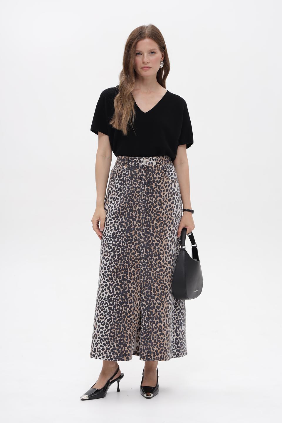 Пуловер Oui женский чёрный с V-образным вырезом