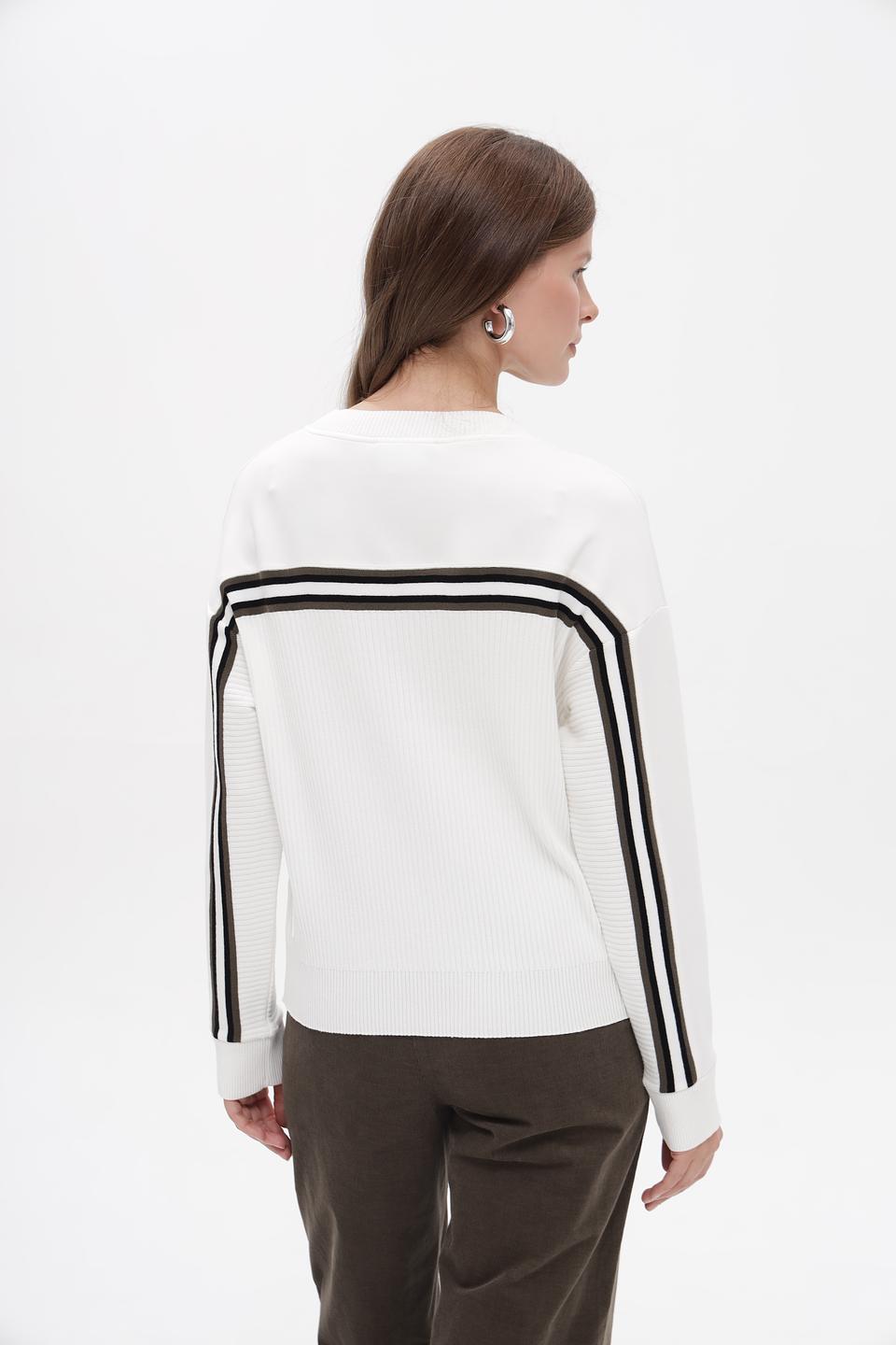 Пуловер Marc Cain с полосками