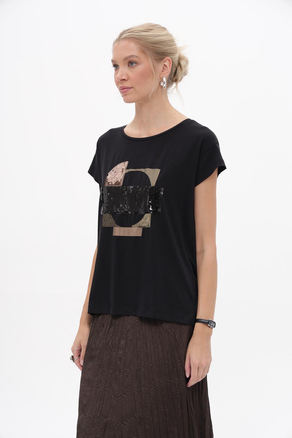 Футболка More and More с принтом чёрная