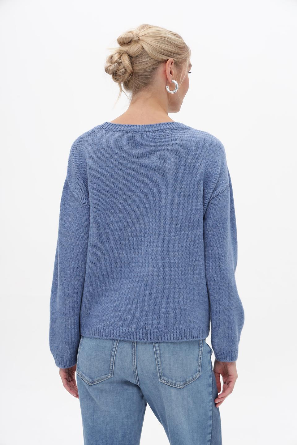 Пуловер More and More с вышивкой голубой