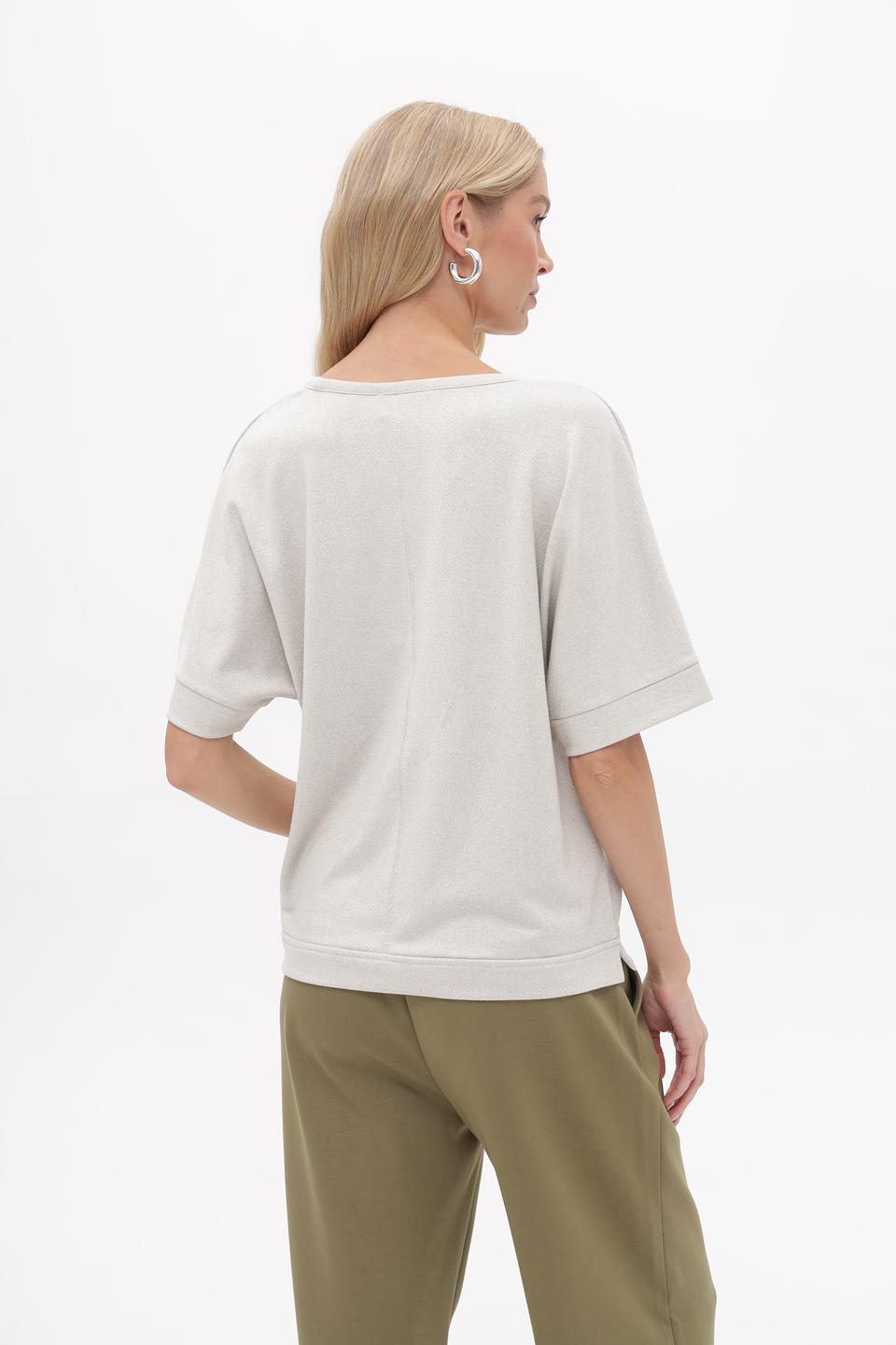 Пуловер Lecomte бежевый с V-образным вырезом