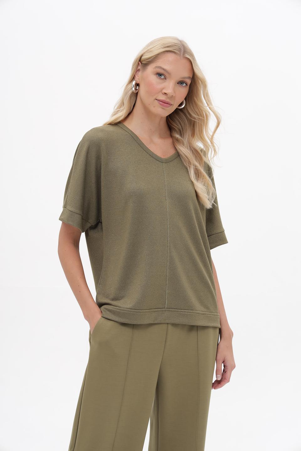 Пуловер Lecomte оливковый с V-образным вырезом