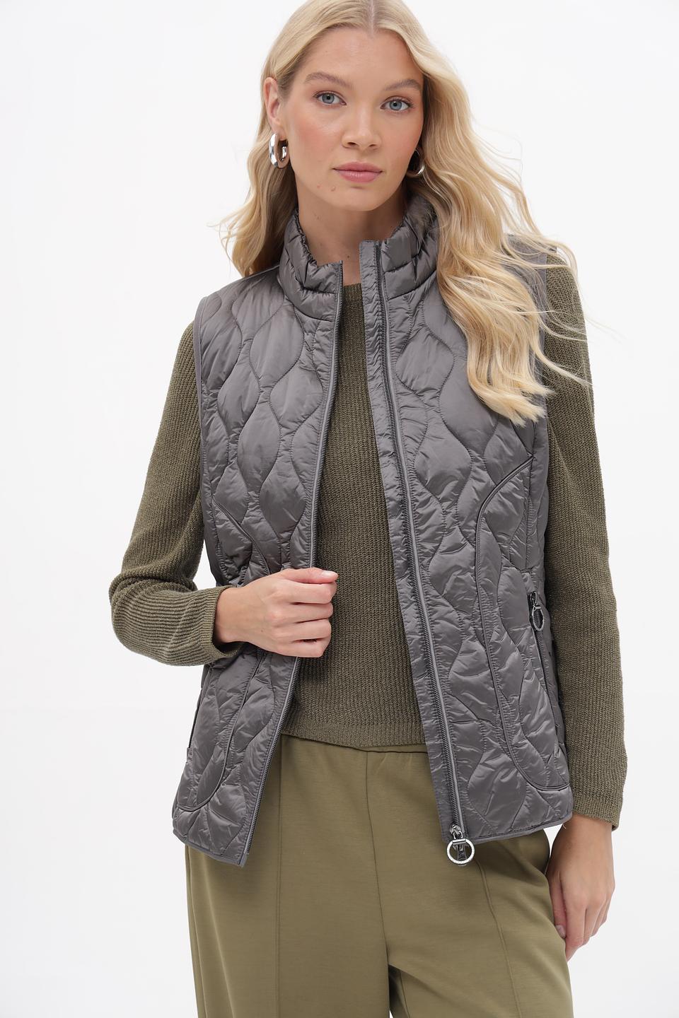 Жилет стеганый Betty Barclay серый