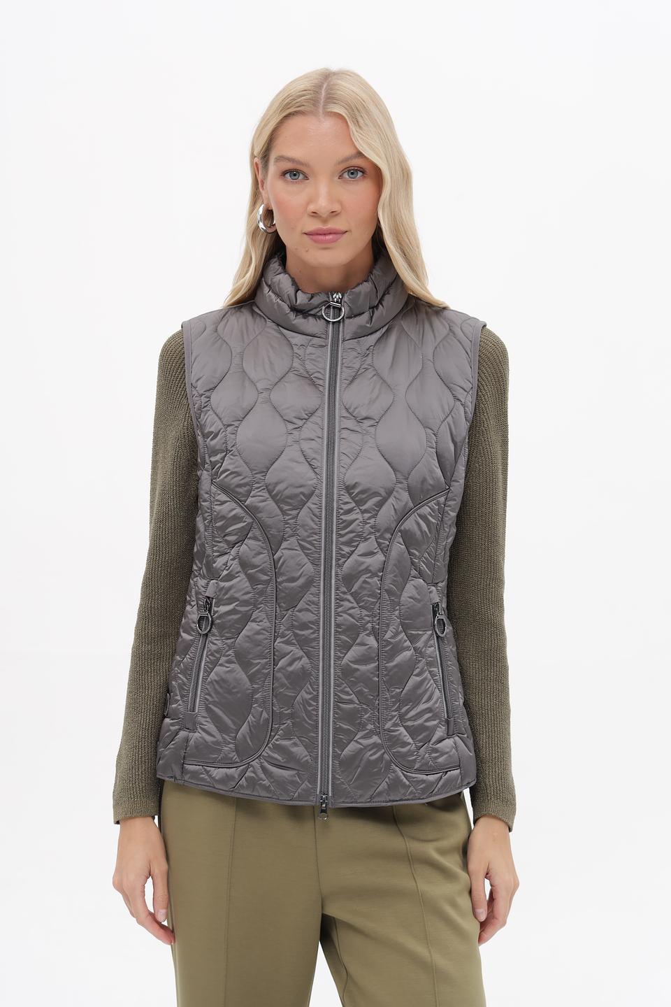 Жилет стеганый Betty Barclay серый