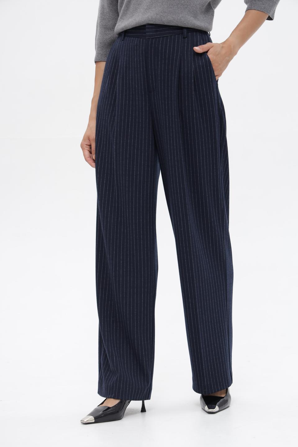 Брюки в полоску Oui