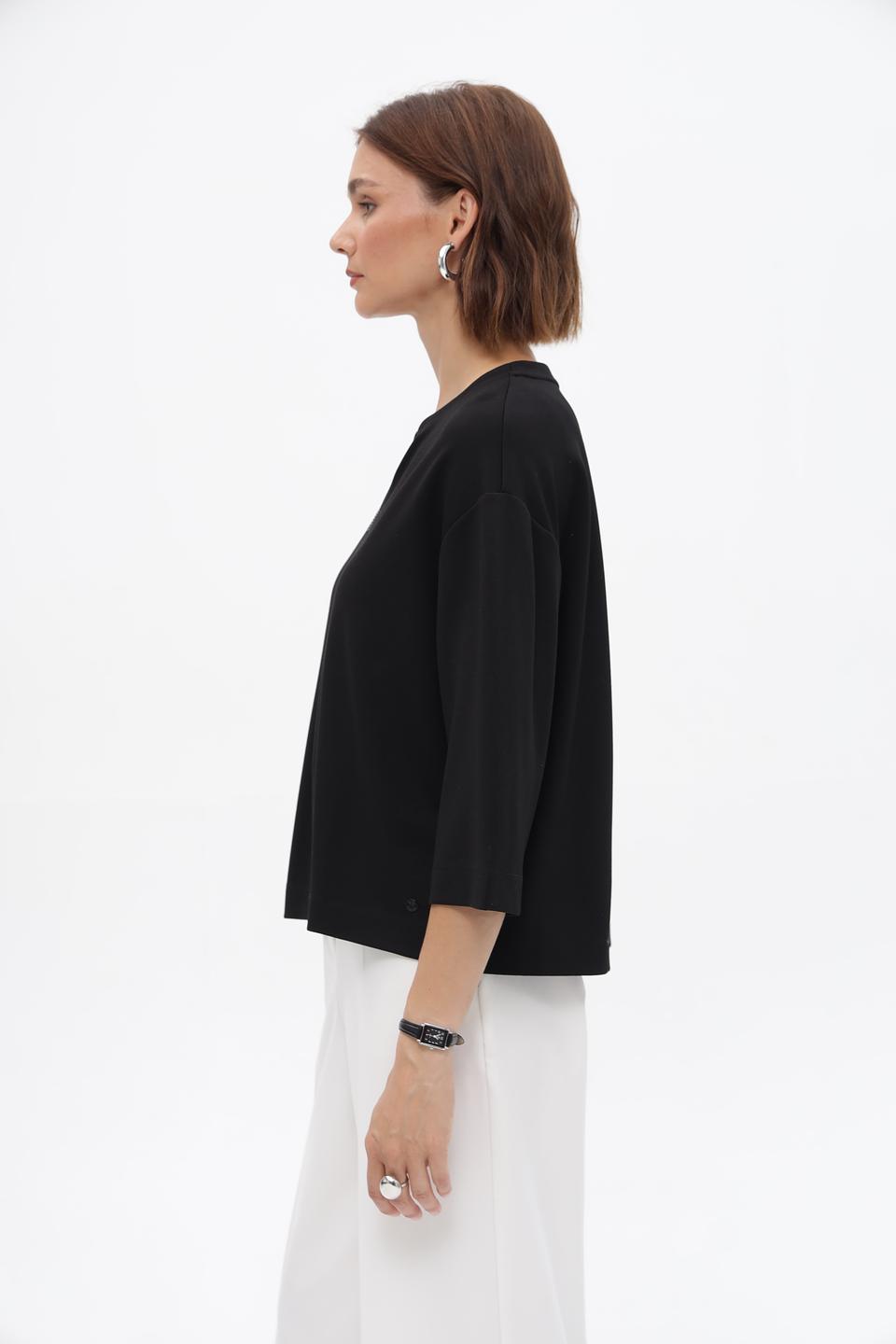 Пуловер Monari с вышивкой