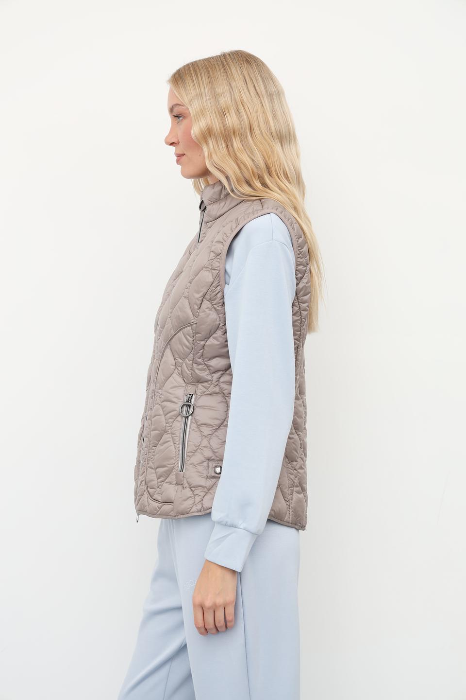 Жилет стеганый Betty Barclay бежевый