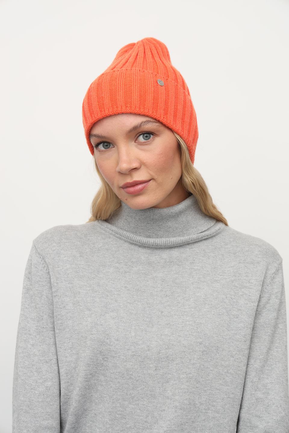 Шапка Julia Florenzi оранжевая