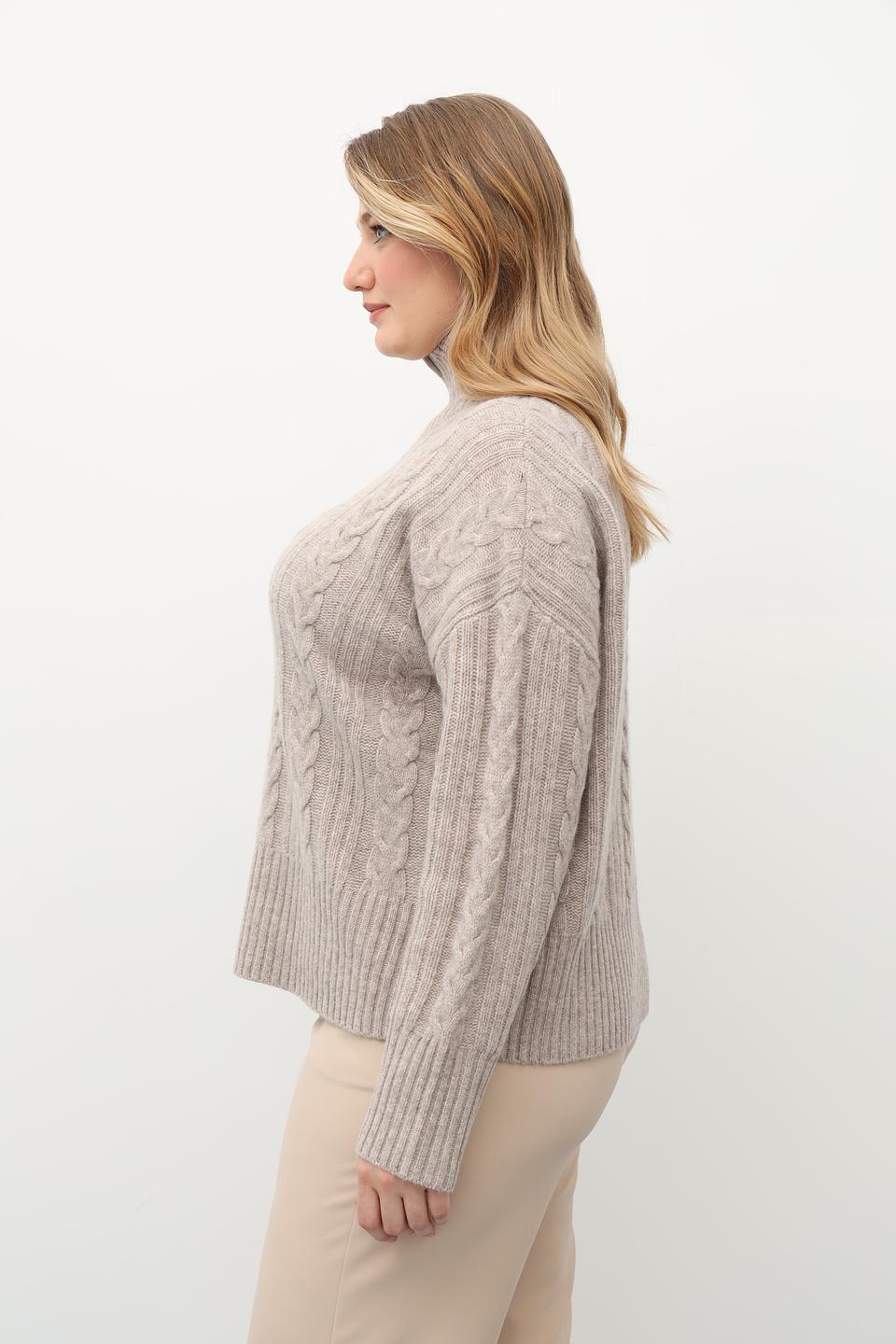 Пуловер Catnoir с косами бежевый