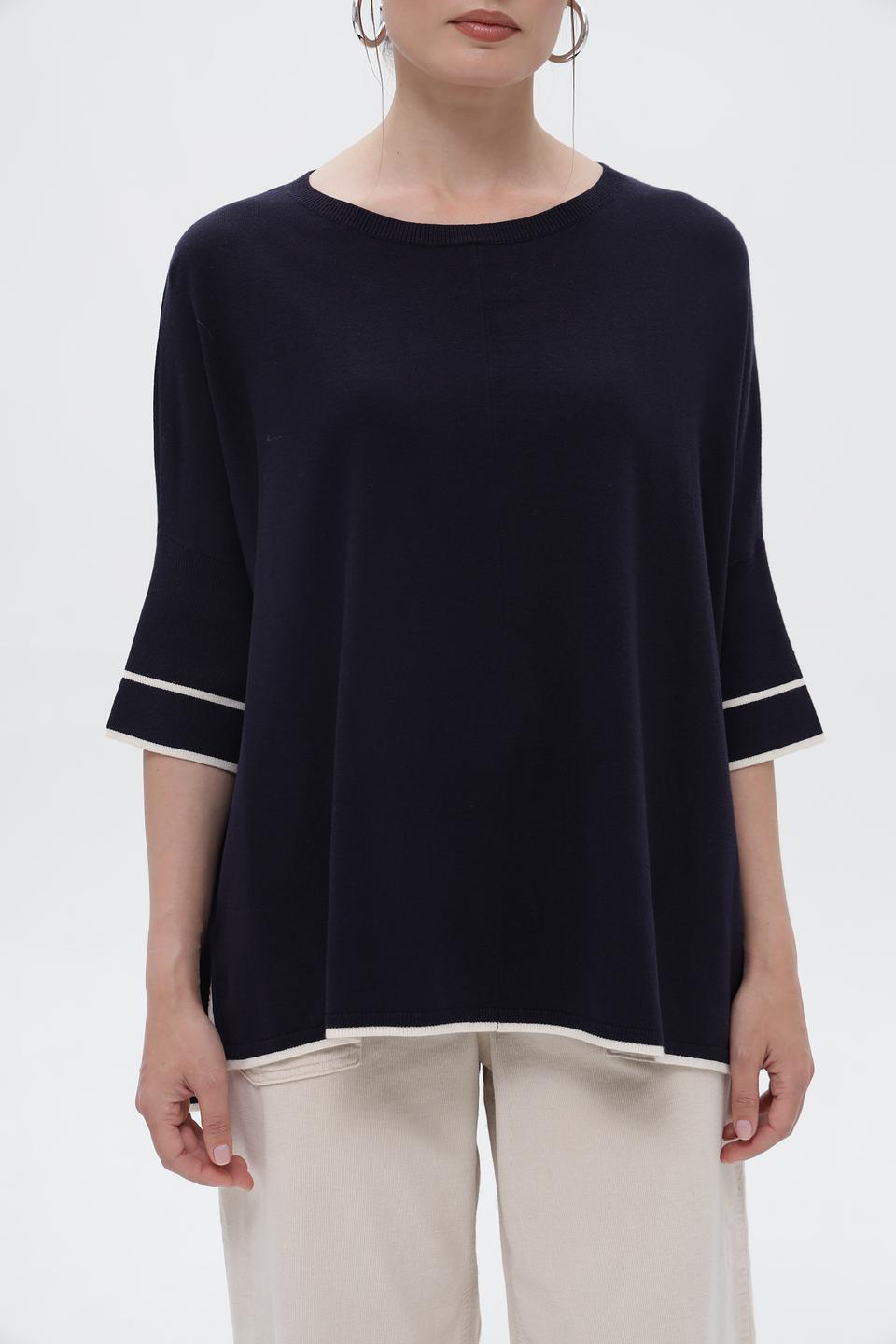 Пуловер Miss Lagotte темно-синий с белой отделкой