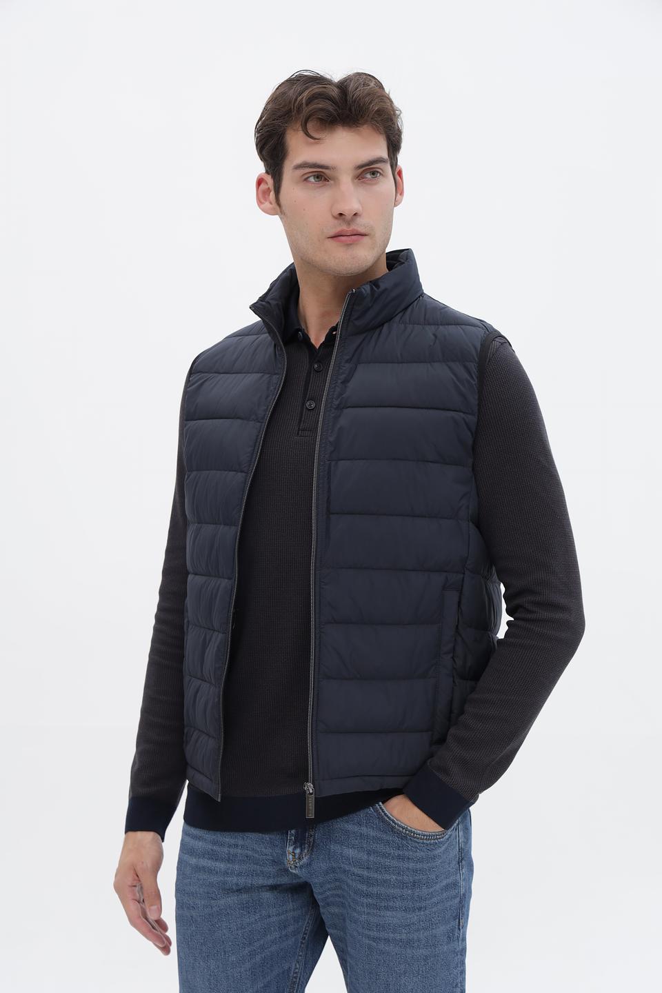 Жилет Bugatti стеганый синий
