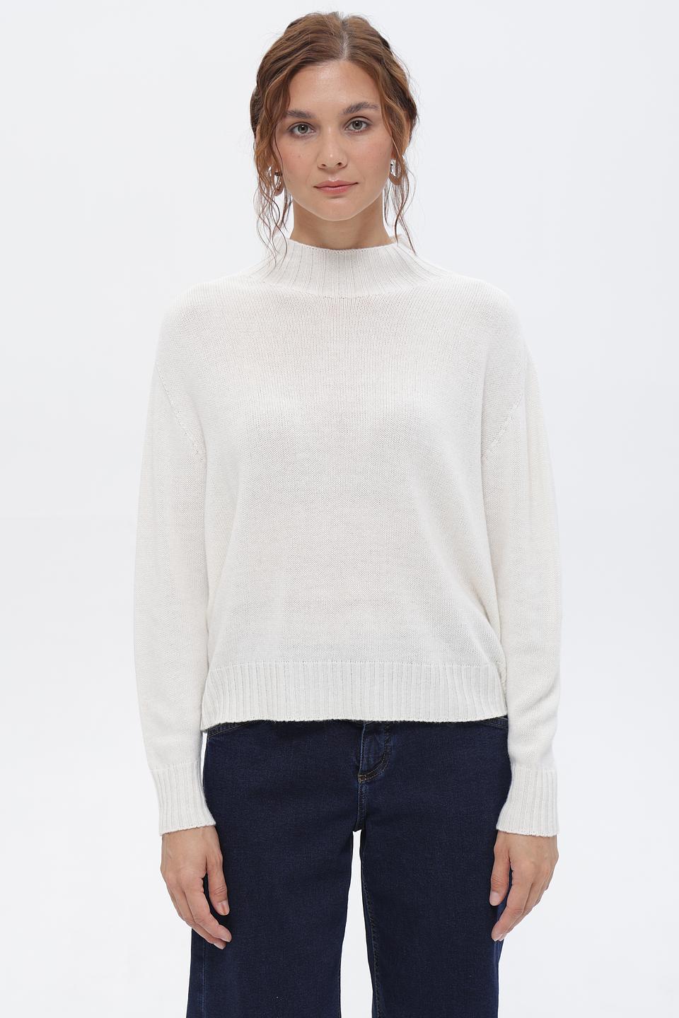 Пуловер Croche молочный