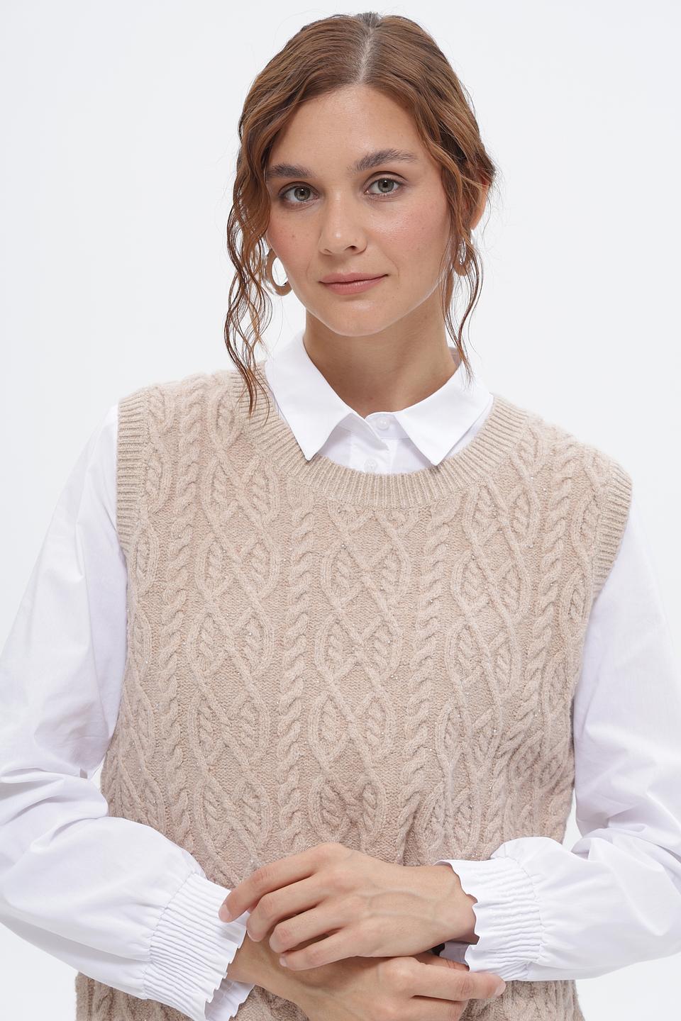 Жилет Bianca с косами бежевый