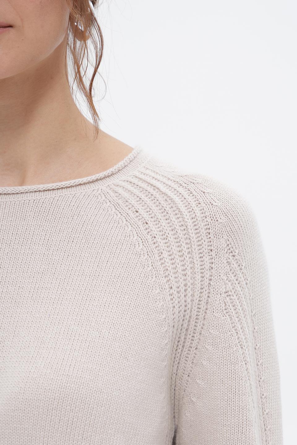 Пуловер Pezzo бежевый