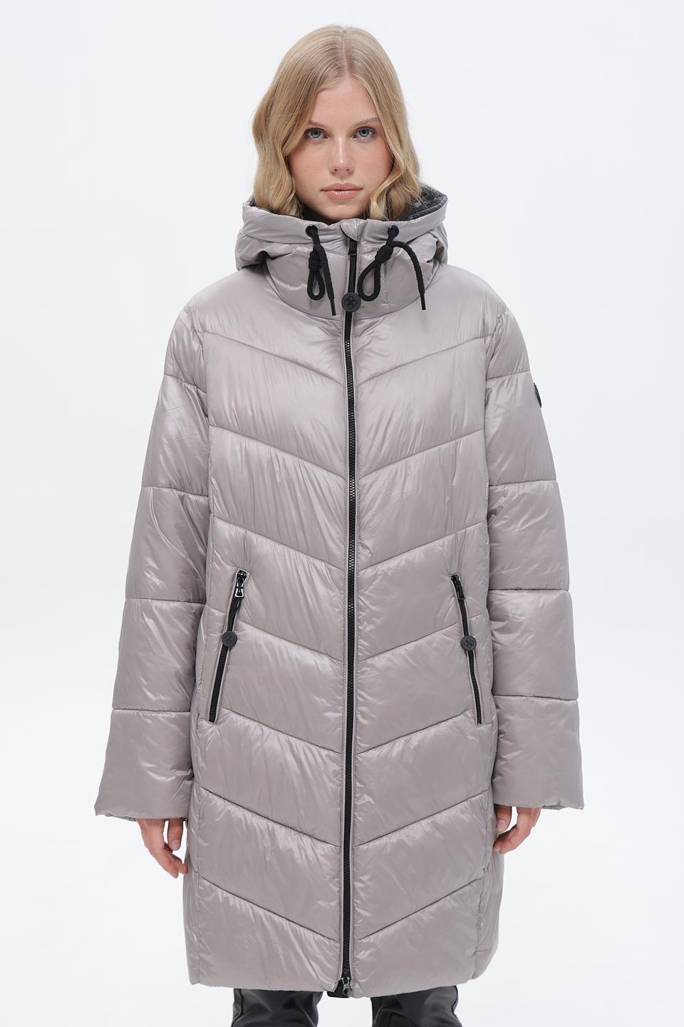 Пальто District стеганое серое