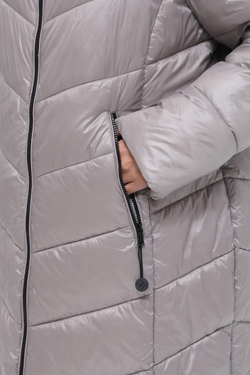 Пальто District стеганое серое