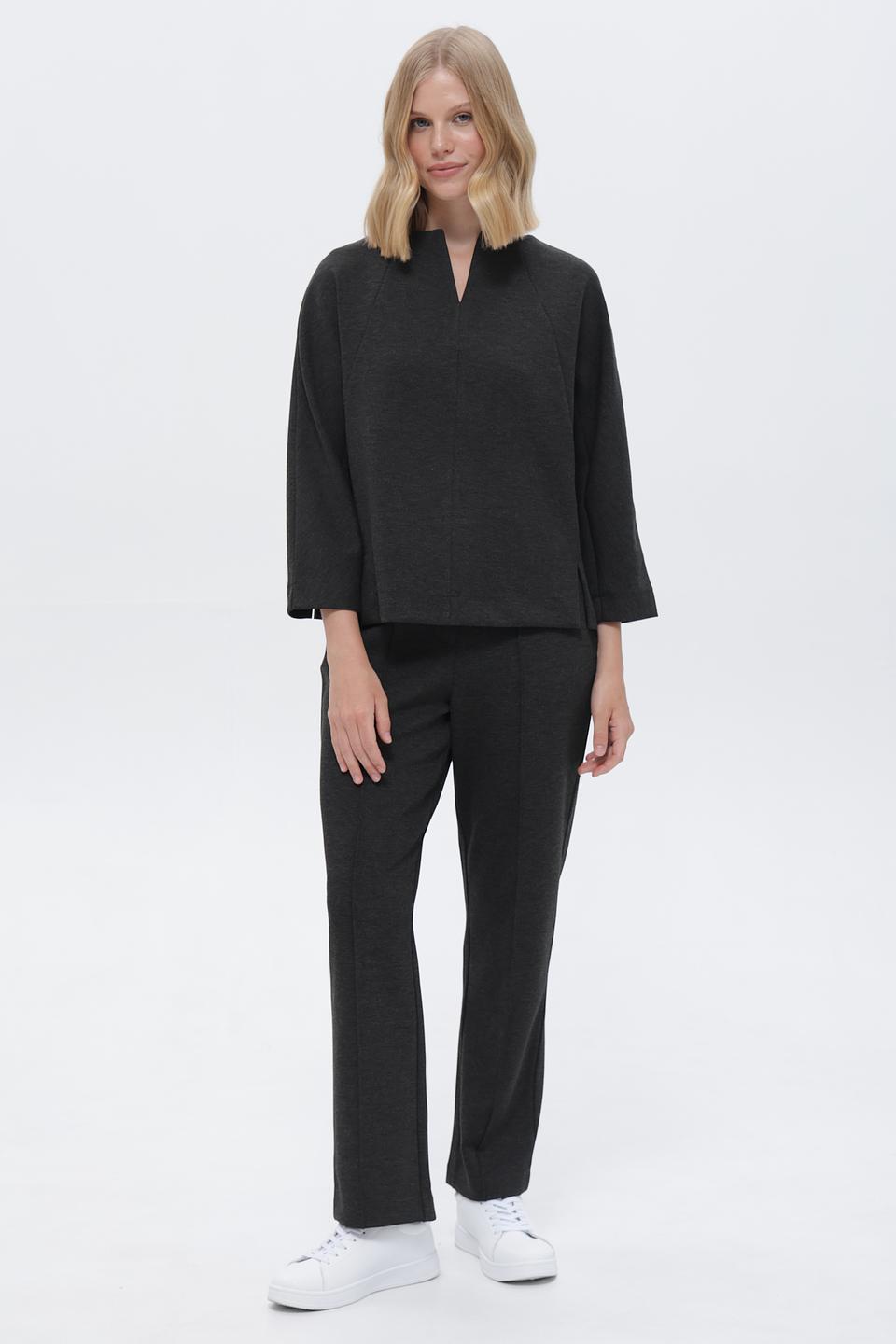 Пуловер Rich and Royal серый