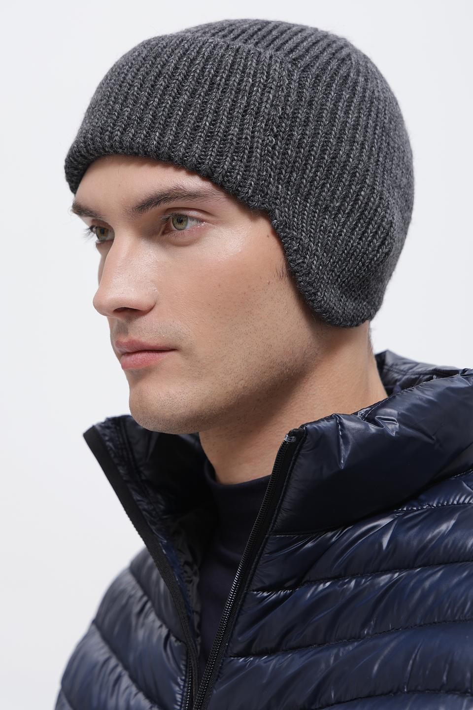 Шапка ADL man вязаная серая