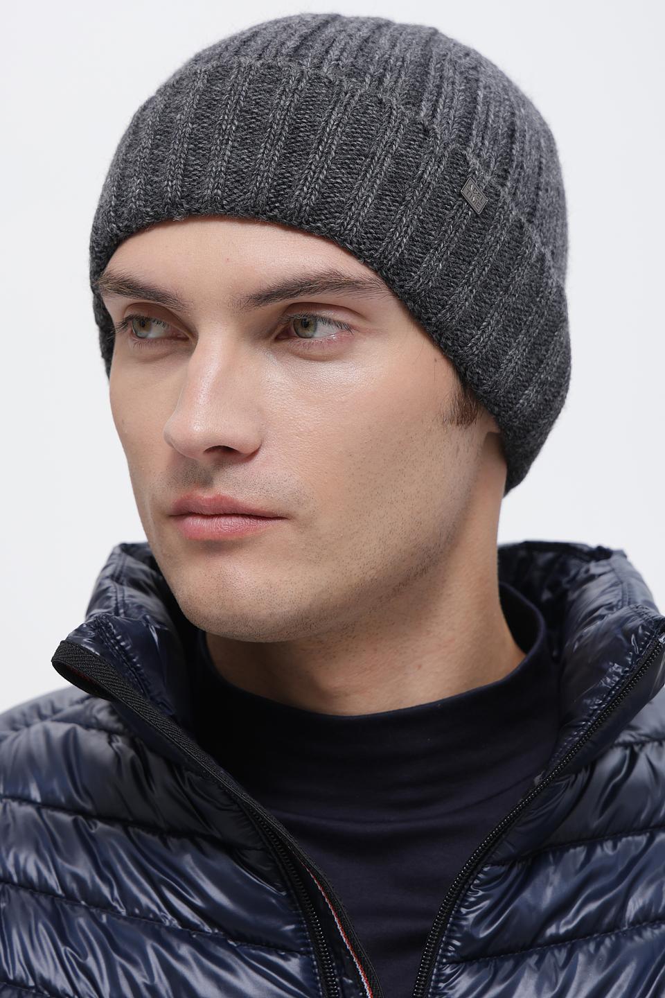 Шапка ADL man серая вязаная