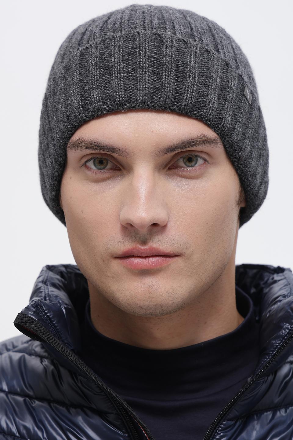 Шапка ADL man серая вязаная