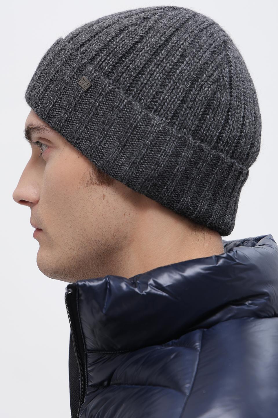 Шапка ADL man серая вязаная