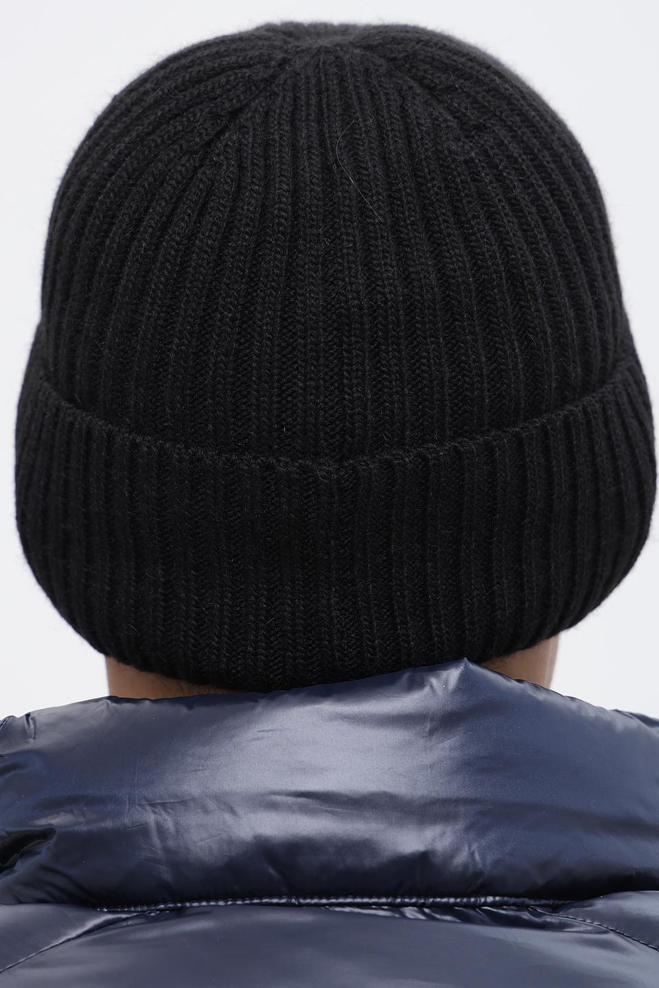 Шапка ADL man черная вязаная