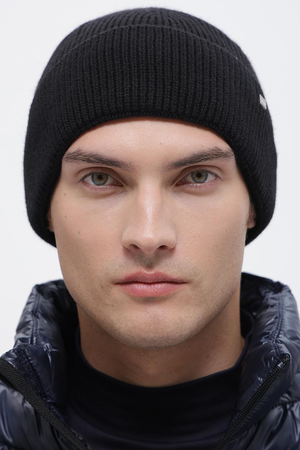 Шапка ADL man вязаная черная