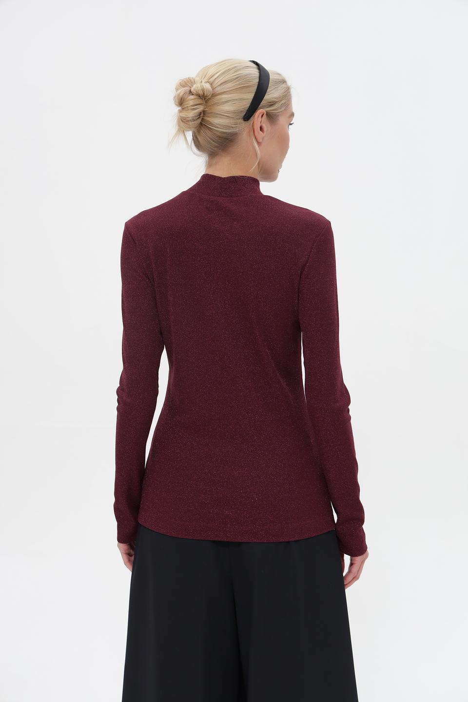 Пуловер Rich and Royal с высоким горлом