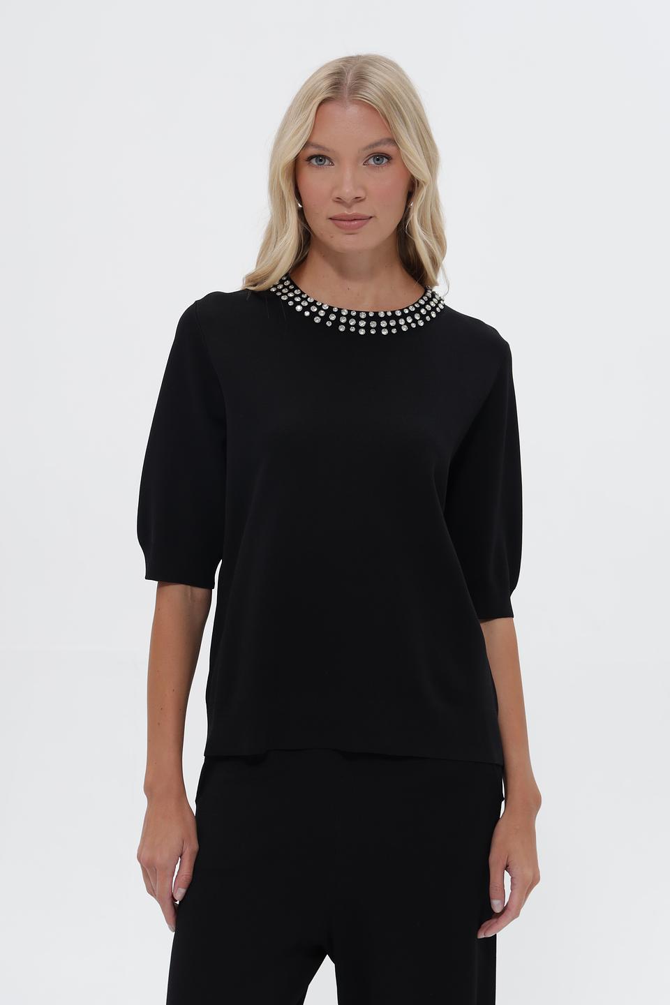 Пуловер UNQ с декором