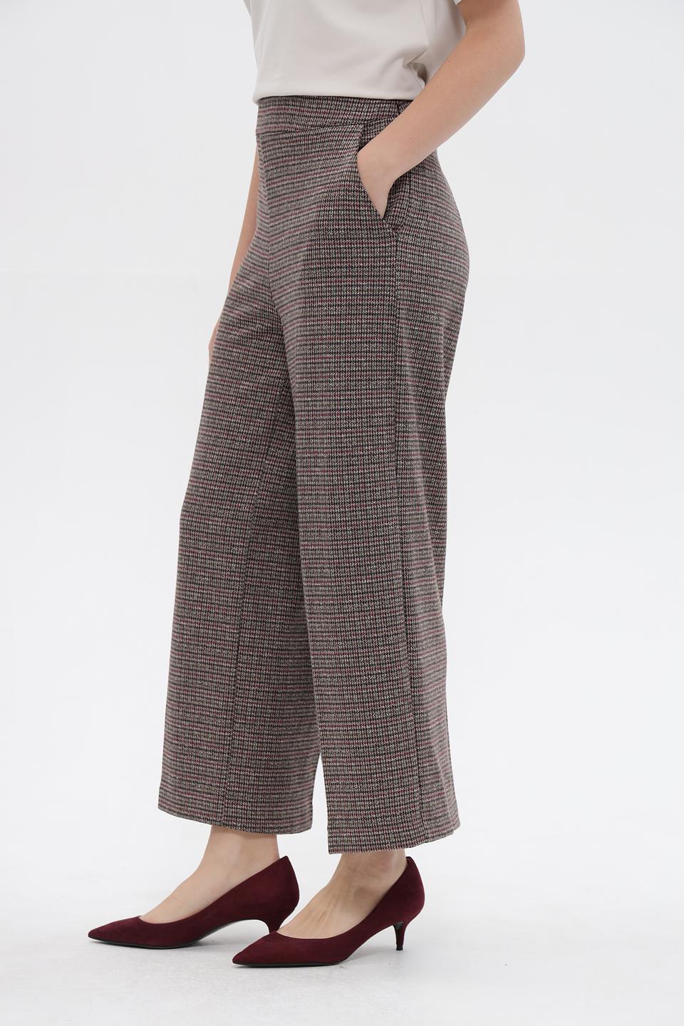 Брюки клетчатые More and More